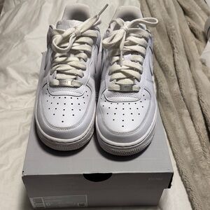 Women’s White Nike Sneakers